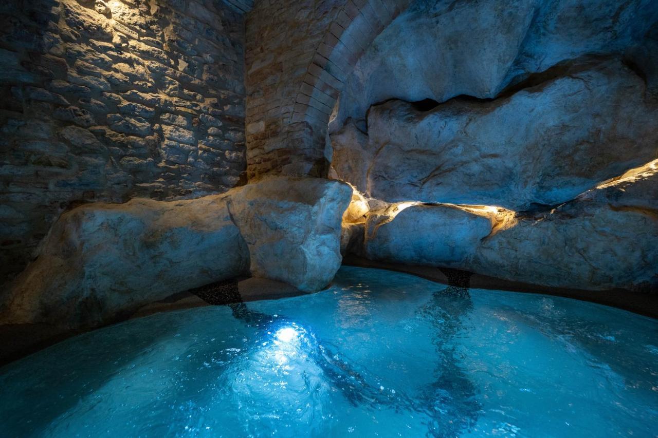 Forma Your Boutique Suite Corciano Eksteriør billede