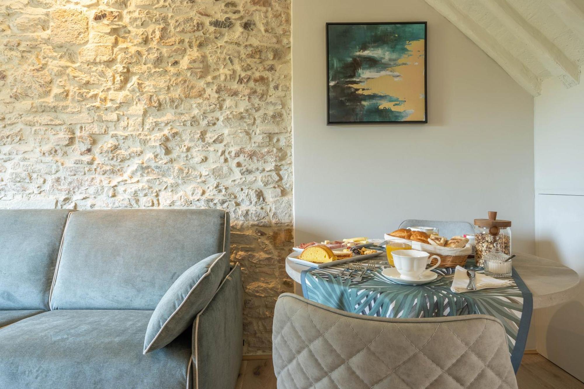 Forma Your Boutique Suite Corciano Eksteriør billede