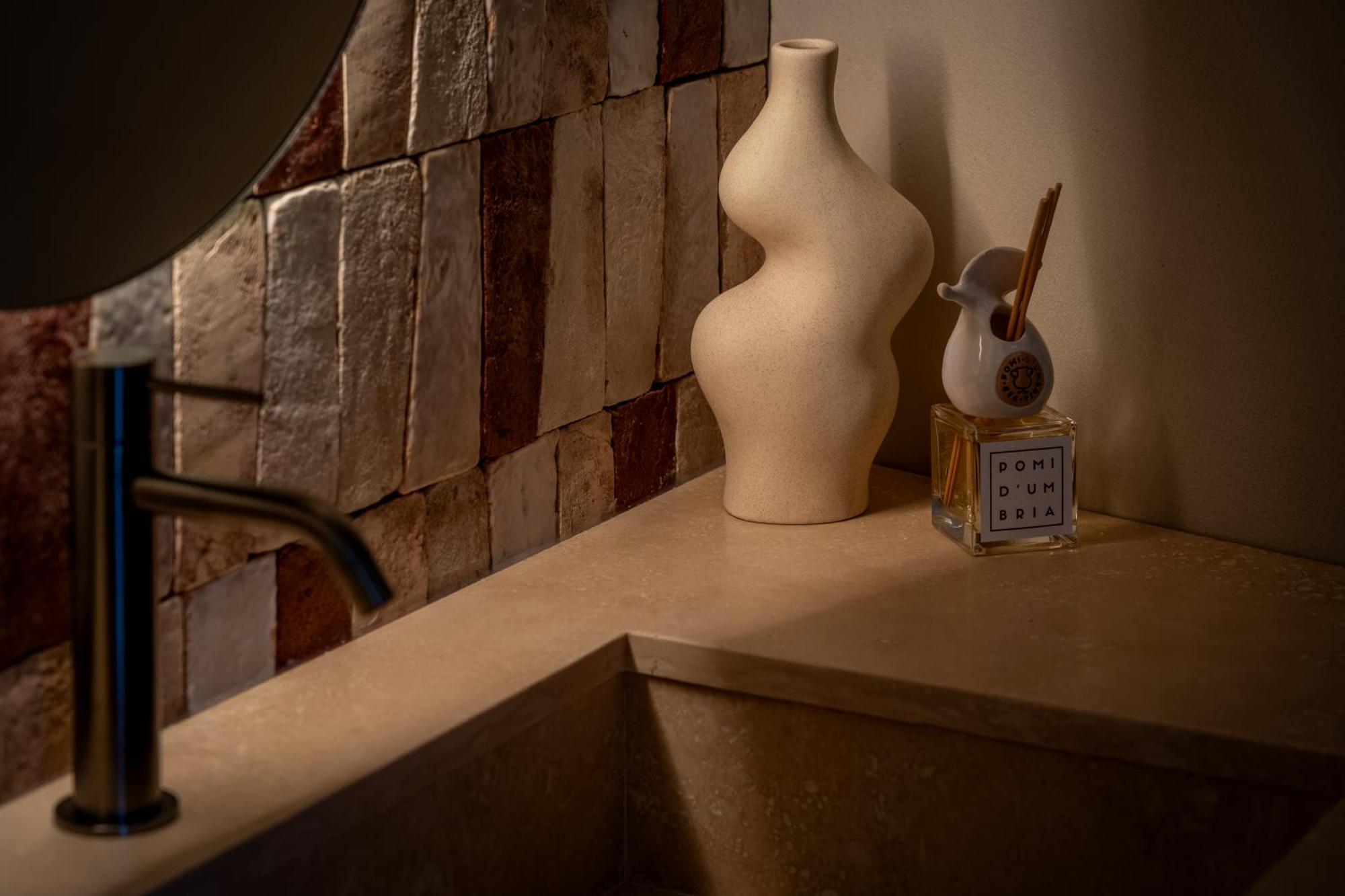 Forma Your Boutique Suite Corciano Eksteriør billede